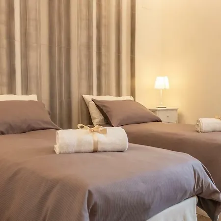 La Camelia Bianca Villa *