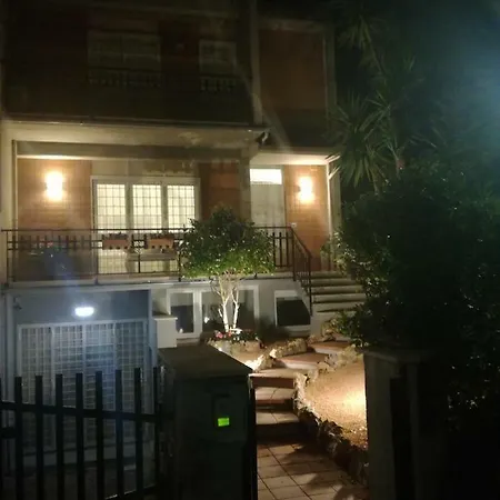 La Camelia Bianca * Róma